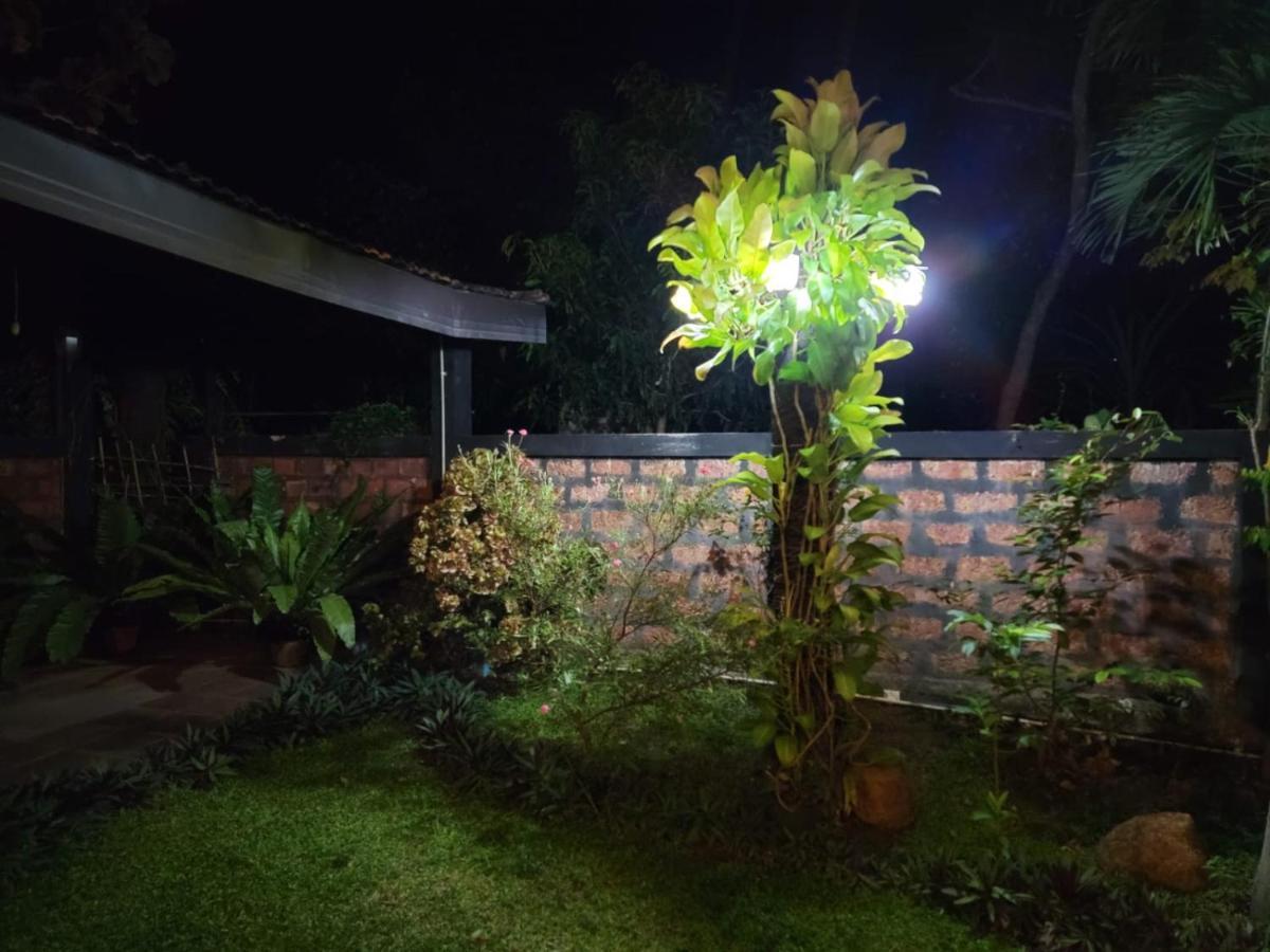 Bed and Breakfast Edwin'S Airport Garden Negombo Exterior foto