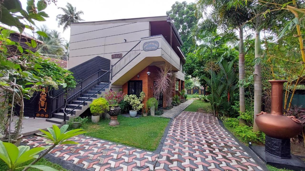 Bed and Breakfast Edwin'S Airport Garden Negombo Exterior foto